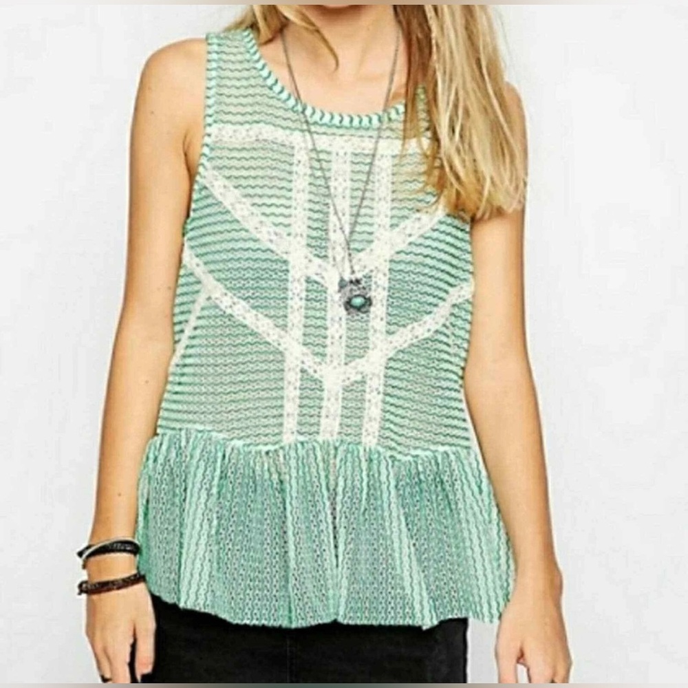 FREE PEOPLE || Loose Weave Crochet Turquoise & Lace Sleeveless Peplum Top XS - Picture 11 of 12